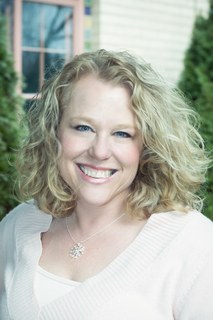 Laura Featherston Laura Featherston