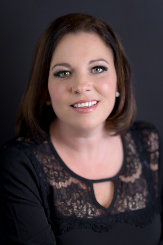 Jennifer Arteaga RE/MAX Crown Realty