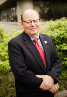 Donald Hutchins Donald Hutchins