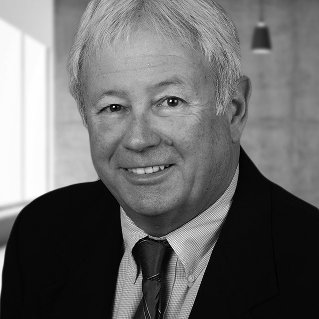 Mike Mullen Newport Beach Real Estate Agent Surterre Properties