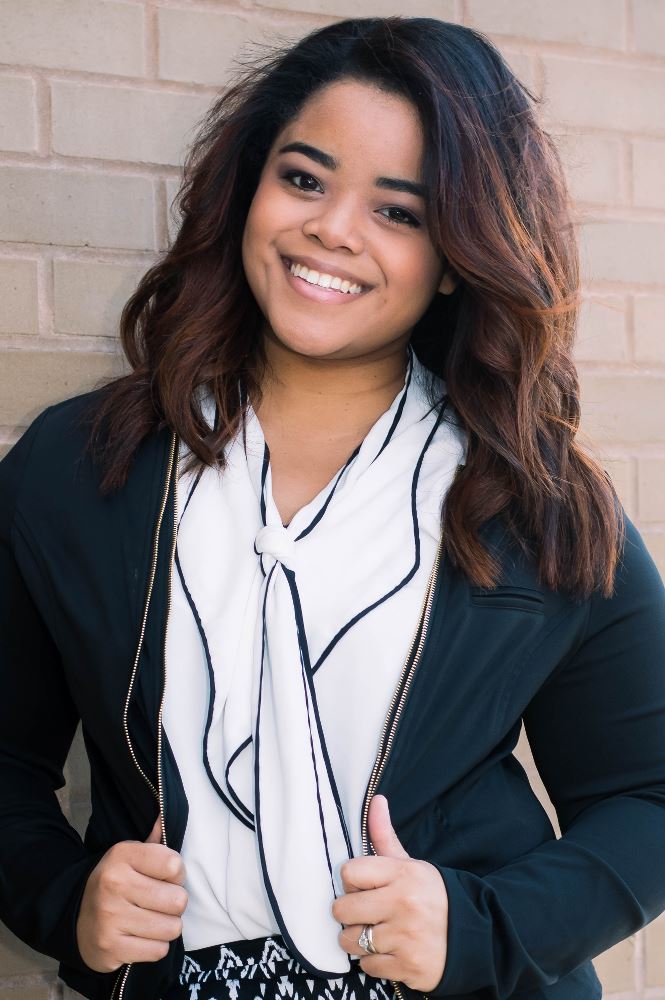 Imani Santos Imani Santos