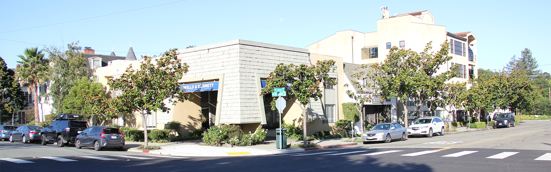 Oakmore CA Neighborhood Overview Wells & Realtors