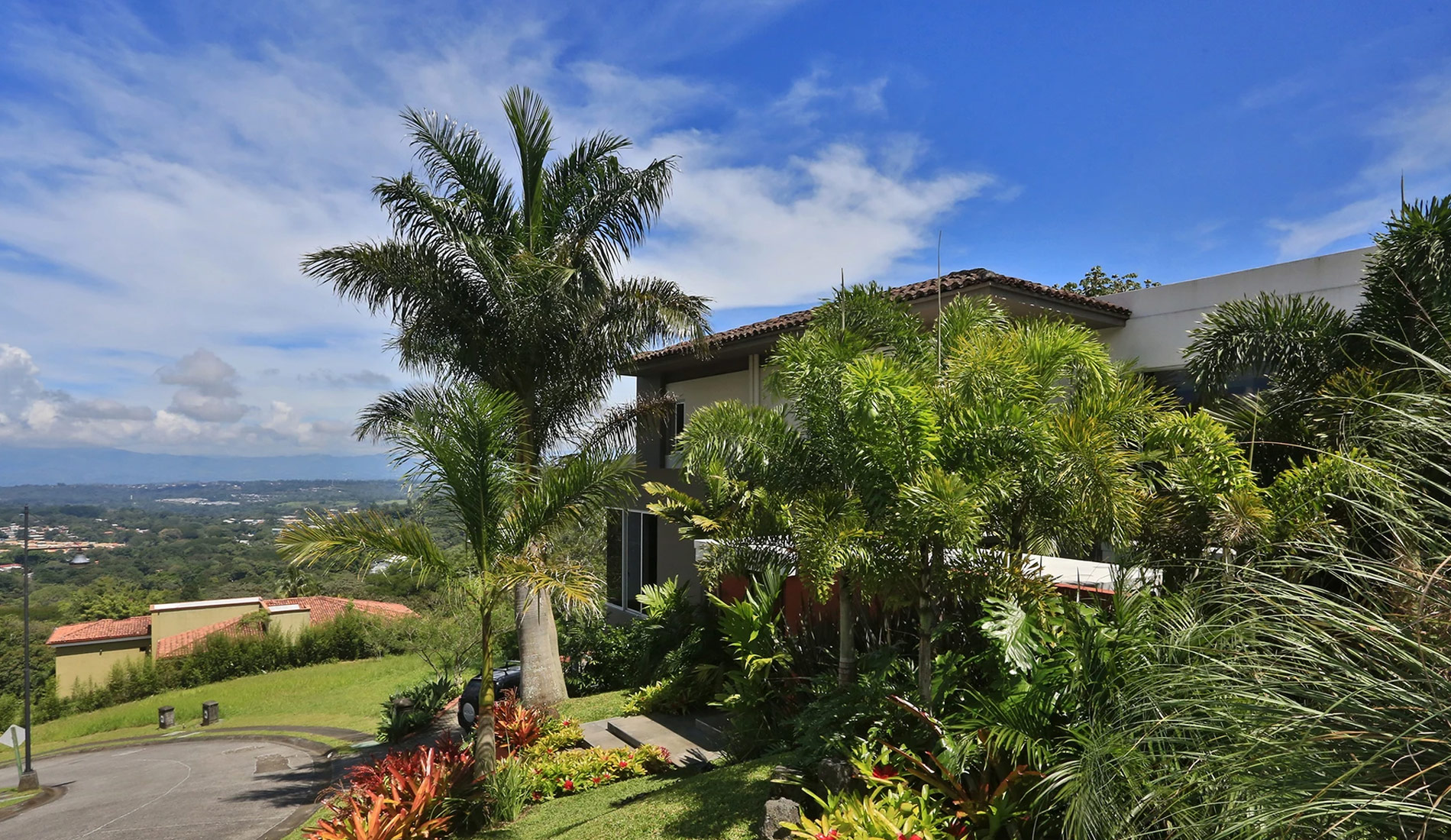 Cerro Colon, Ciudad Colon Cerro Colon Real Estate