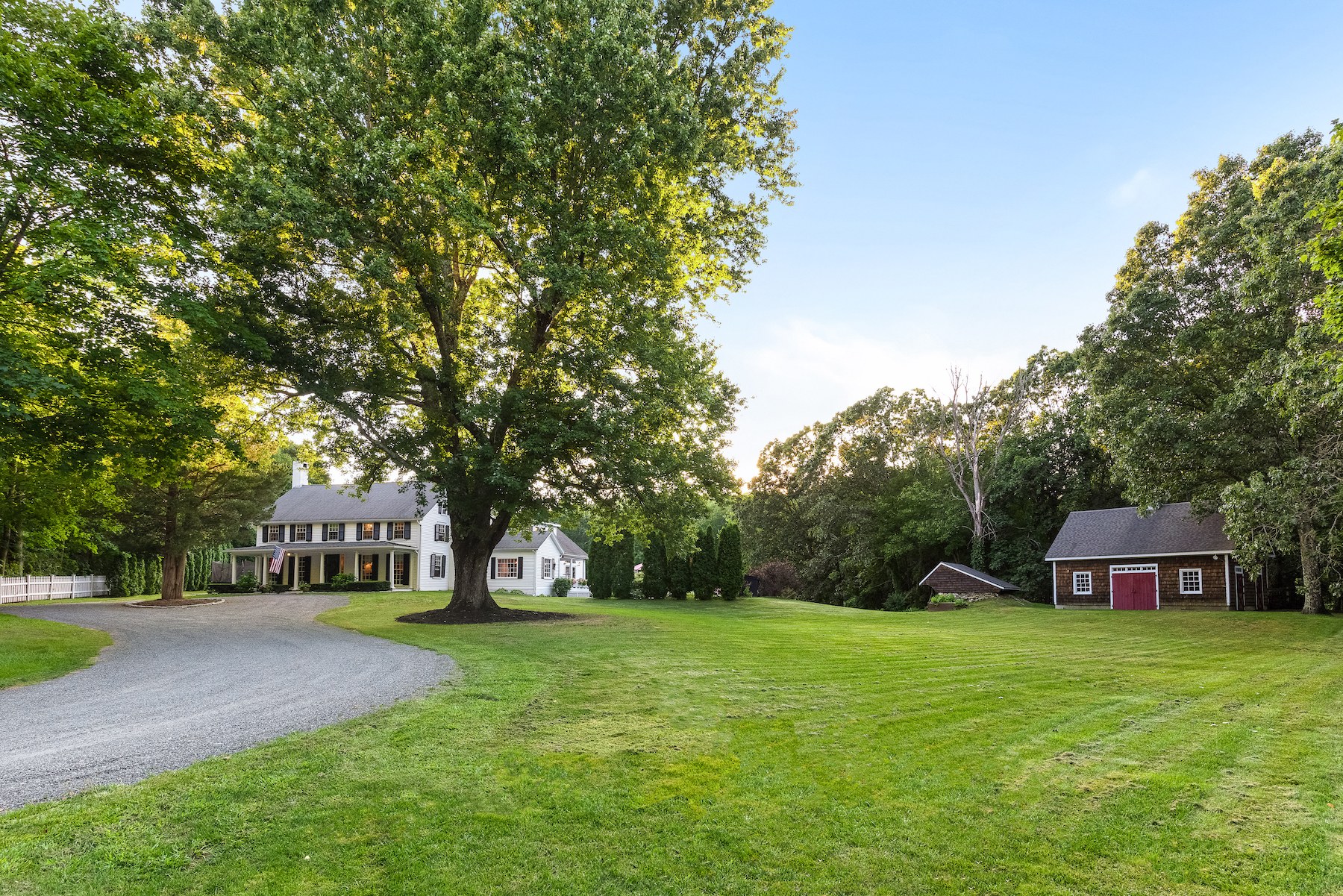 809 Pound Hill Road, North Smithfield, RI 02896 | The Blackstone Team