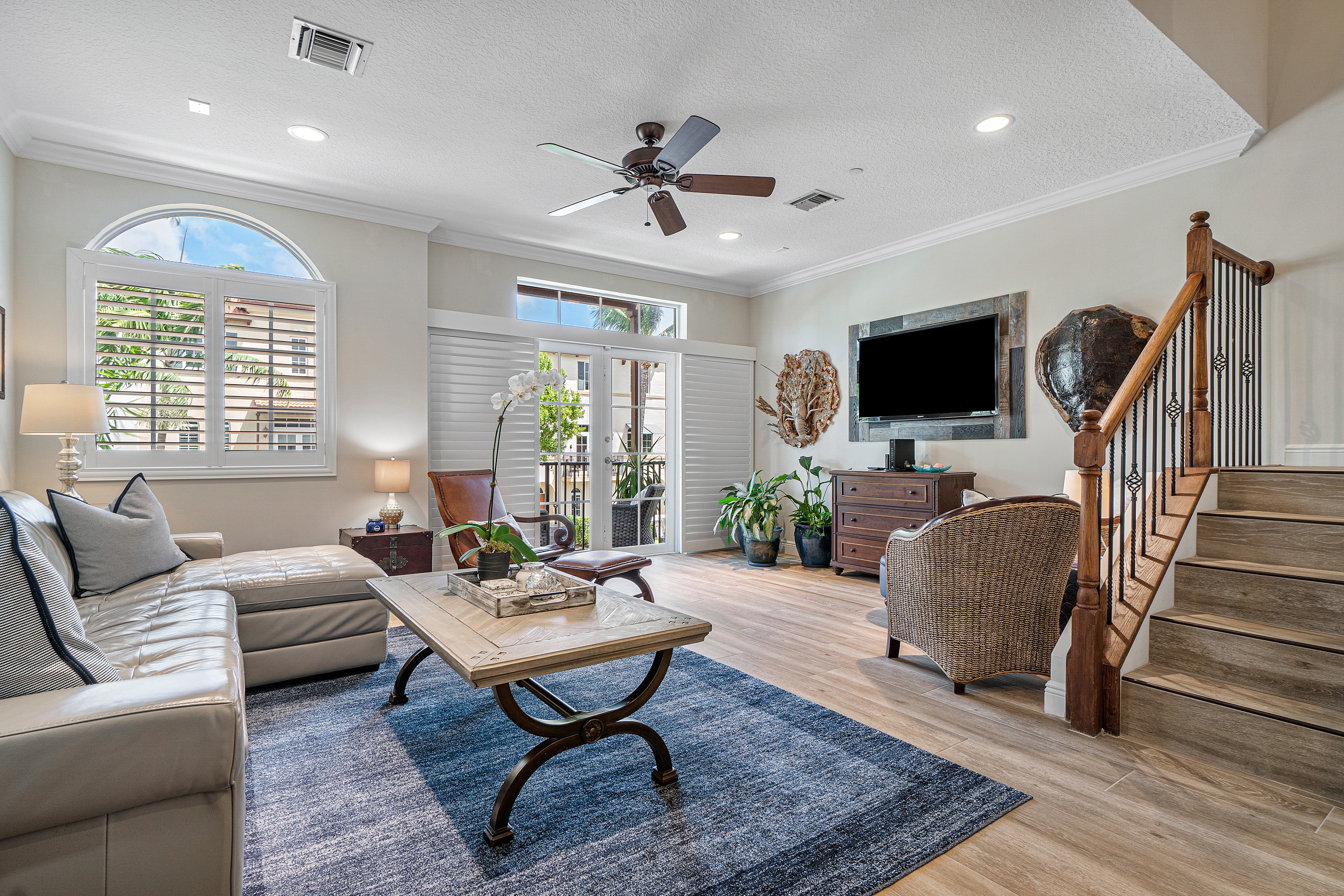 Sold 813 Estancia Way, Boynton Beach, FL 33435 3 Beds / 3 Full Baths