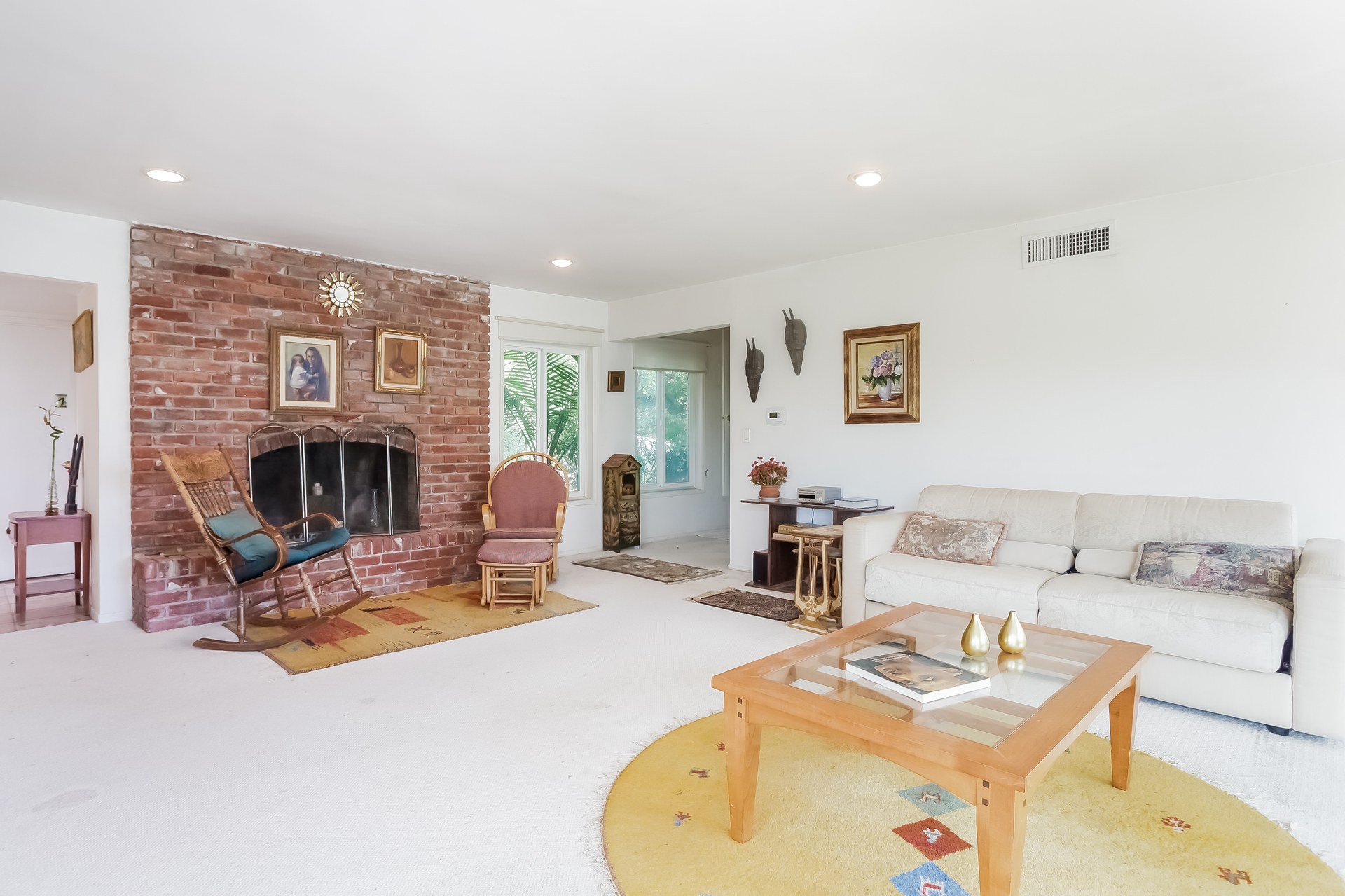 4092 DEERVALE Drive, Sherman Oaks, CA, 91403 | Gibson International