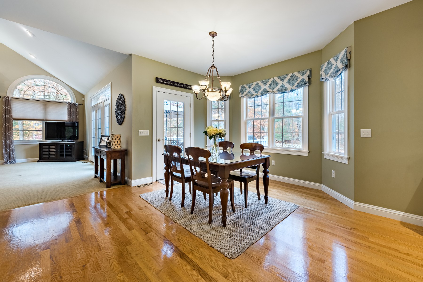 40 BAILEY BLVD, East Greenwich, 02818, Chestnut Hill Estates Mott