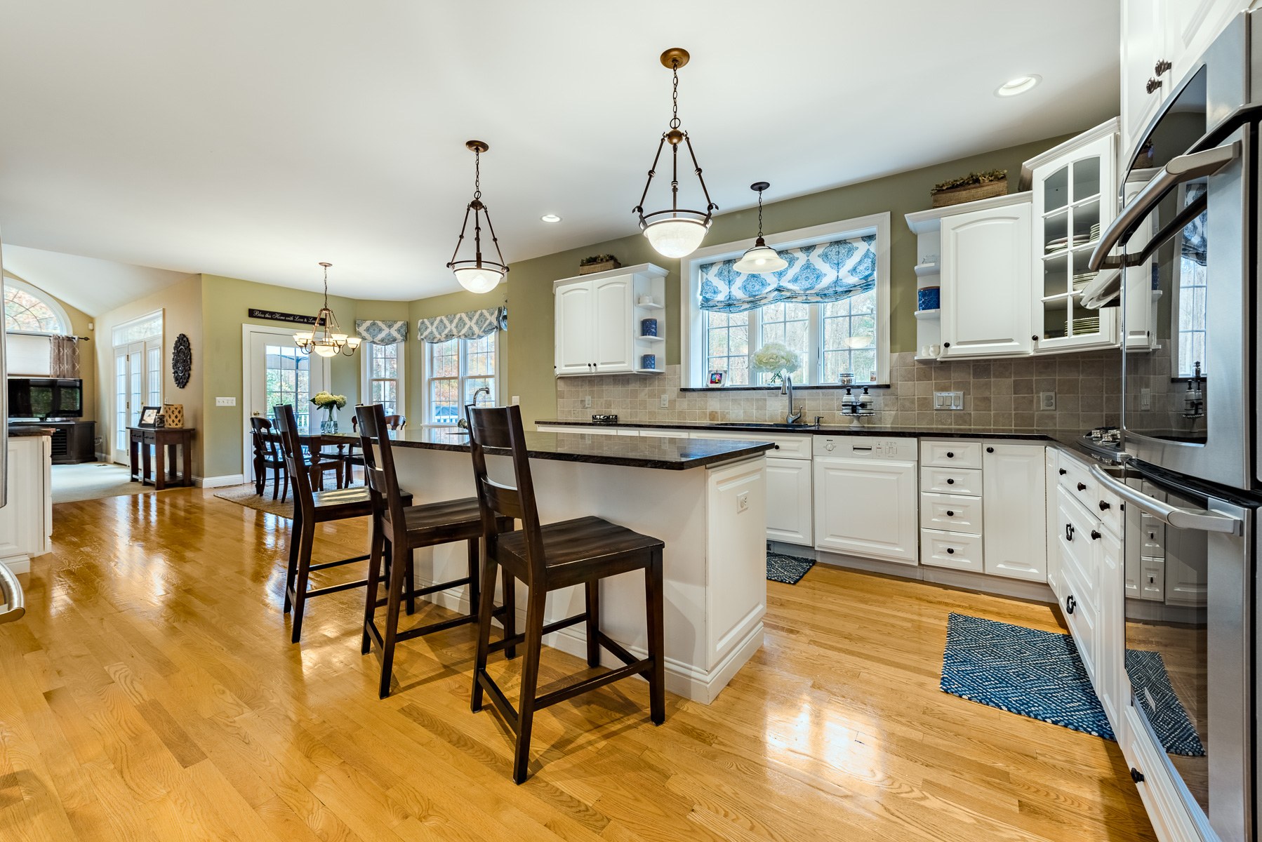 40 BAILEY BLVD, East Greenwich, 02818, Chestnut Hill Estates Mott