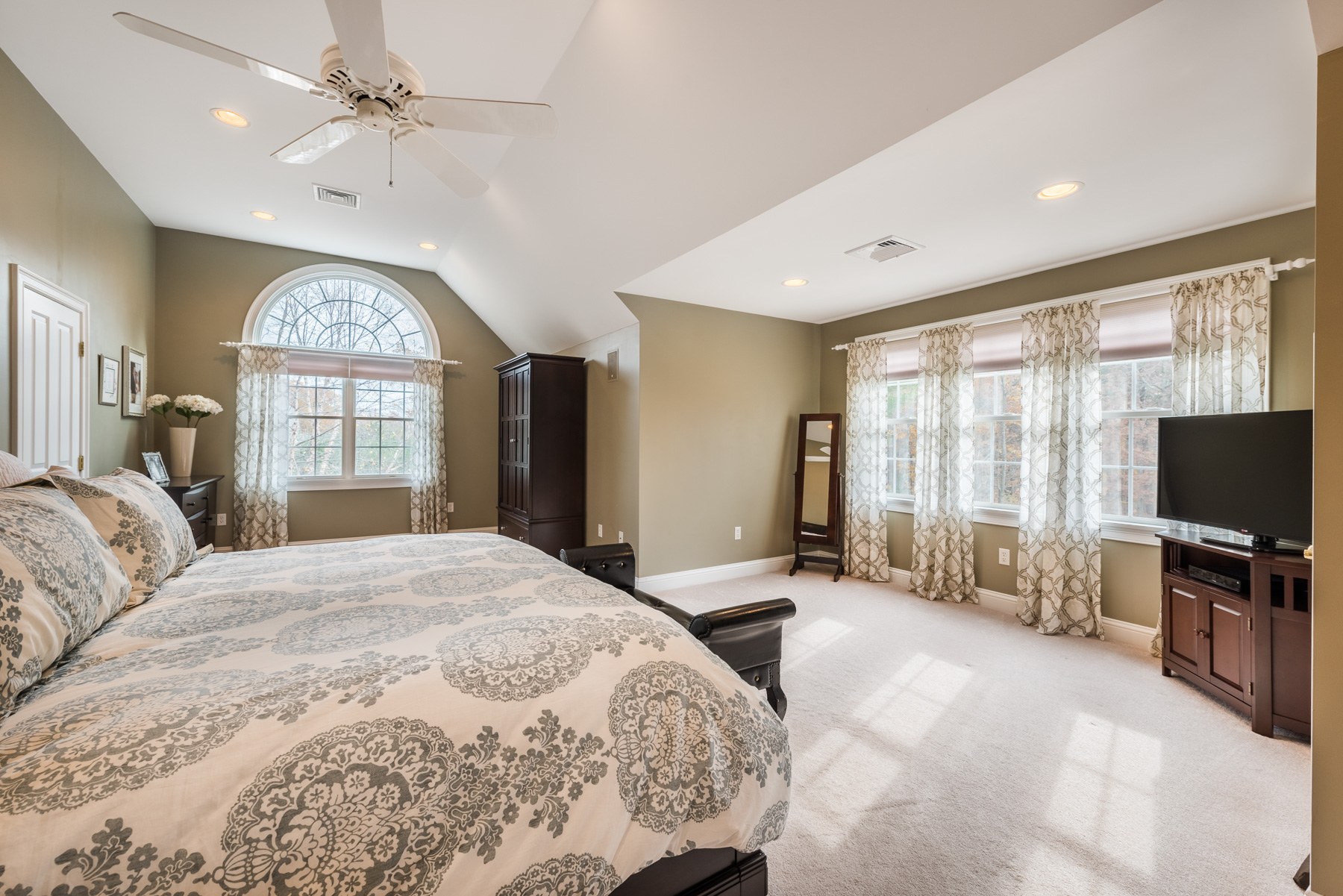 40 BAILEY BLVD, East Greenwich, 02818, Chestnut Hill Estates Mott