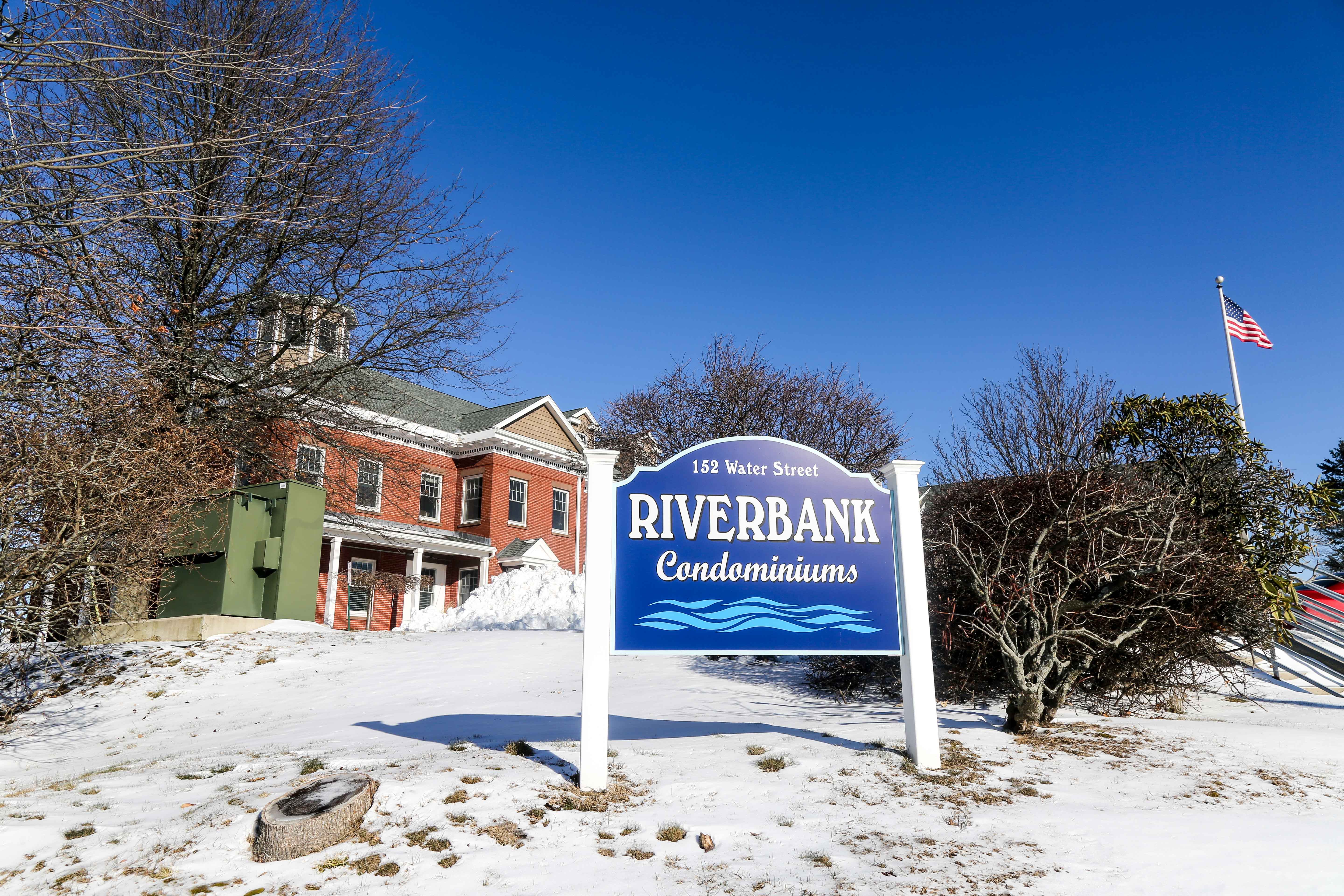 Riverbank Condos, Danvers, MA - Current Listings & Pictures