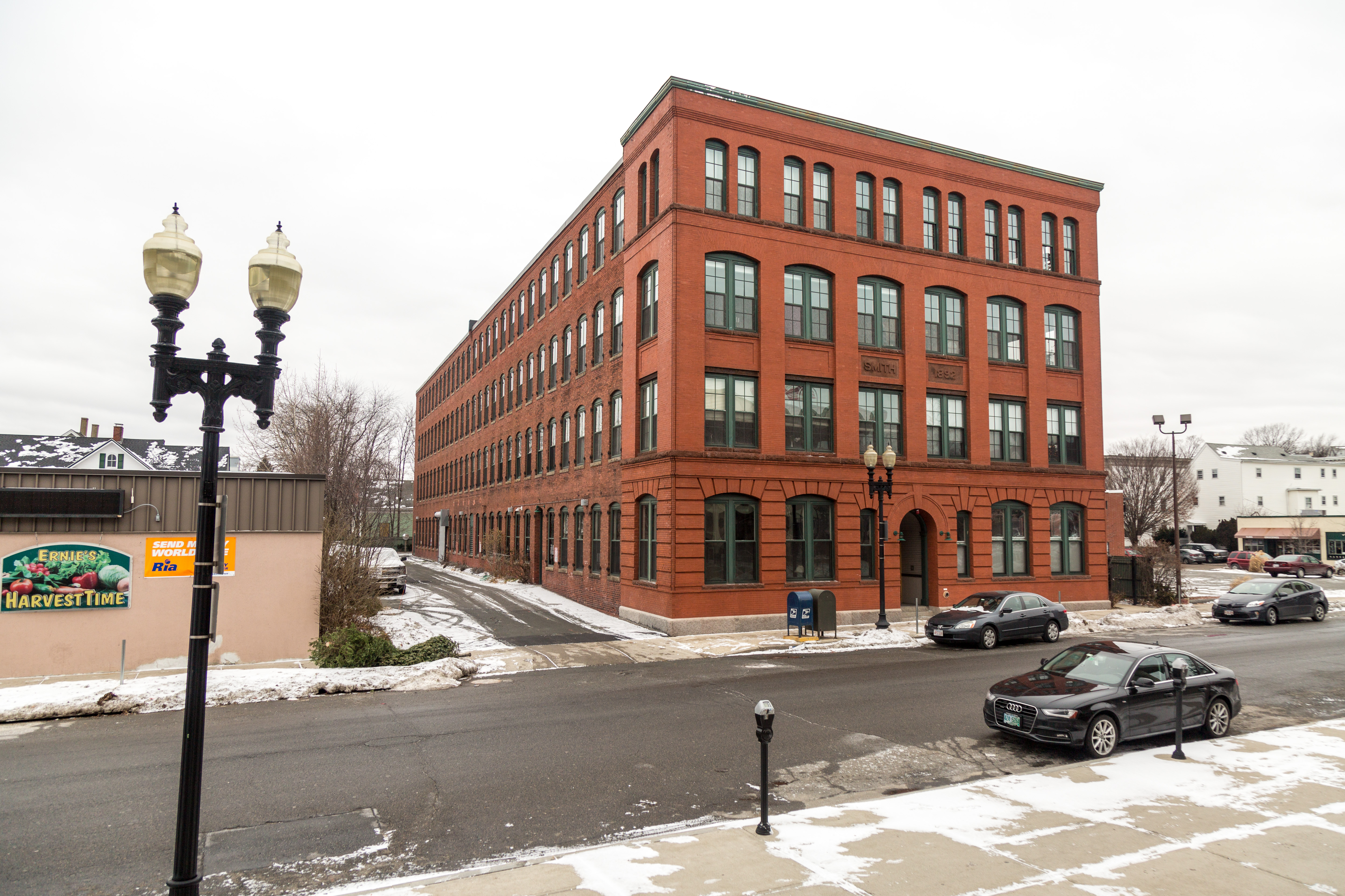 Sloan Machinery Lofts Condos, Lynn, MA - Current Listings & Pictures