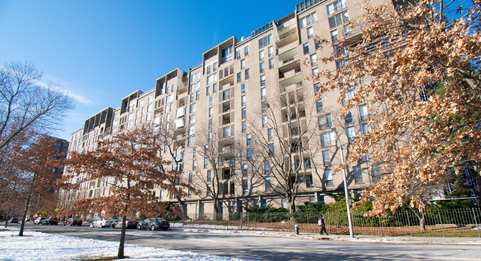 The Brook House Condos Current Listings & Pictures