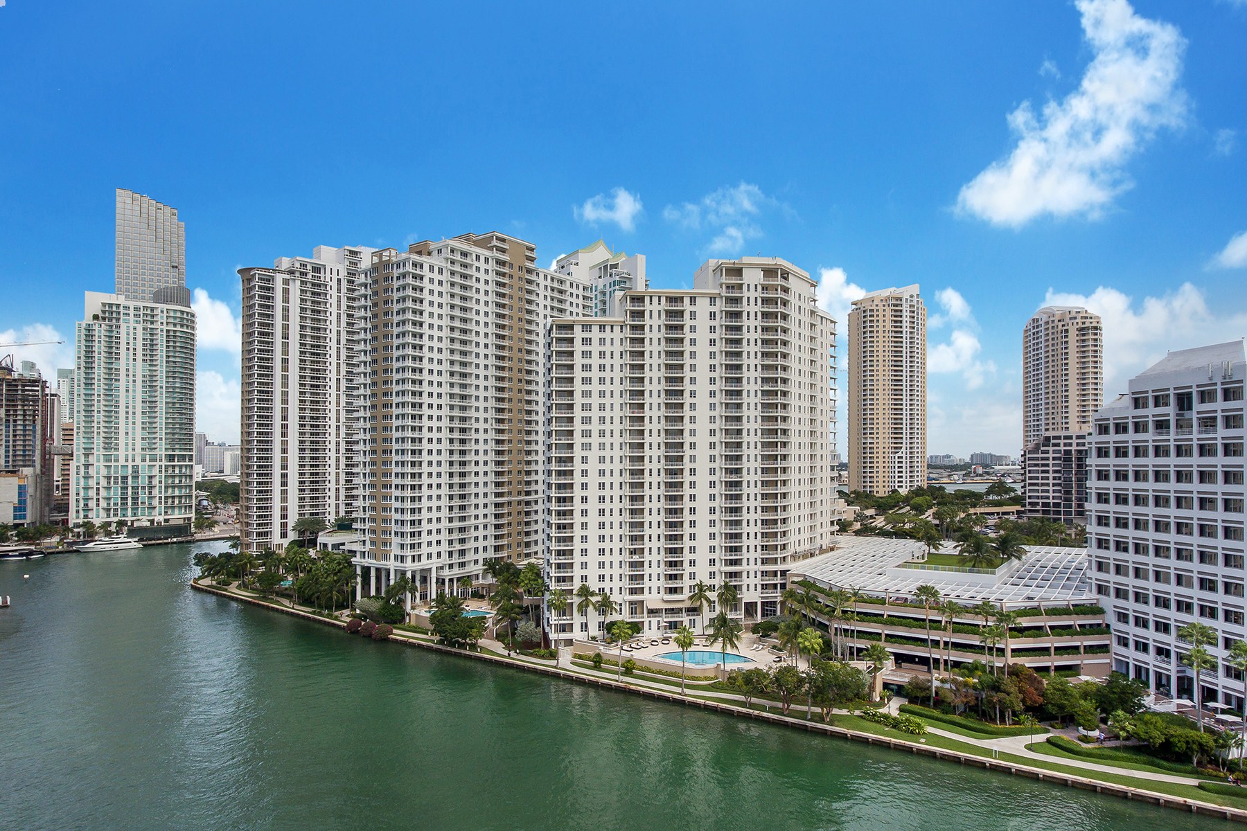 Courts Brickell Key ONE Sotheby's International Realty