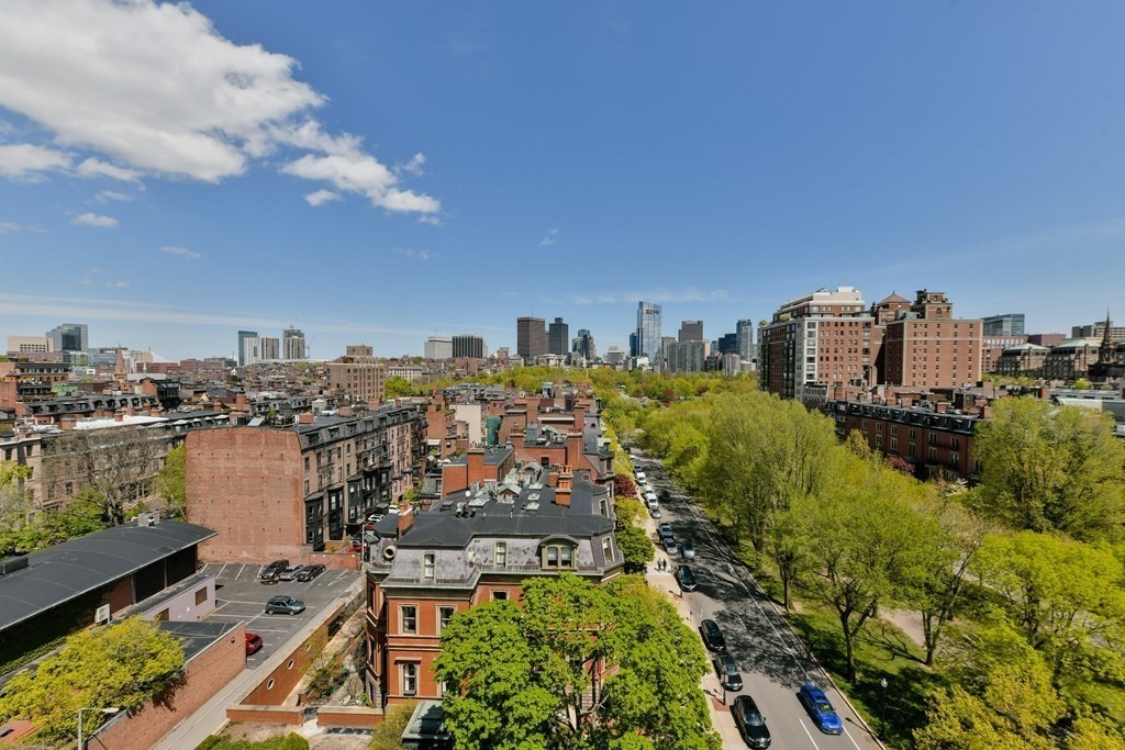 Haddon Hall Luxury Residences/Condos at 29 Commonwealth Avenue Back Bay