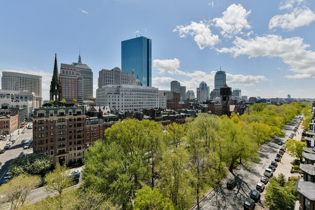 Haddon Hall Luxury Residences/Condos at 29 Commonwealth Avenue Back Bay