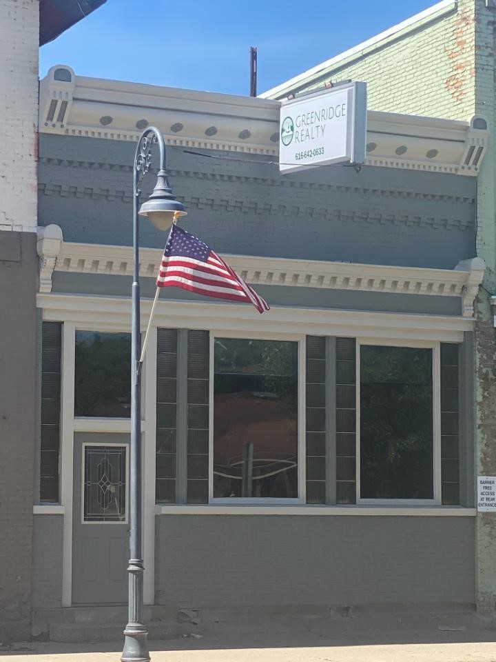 Reach out to our talented sales associates in Saranac, MI