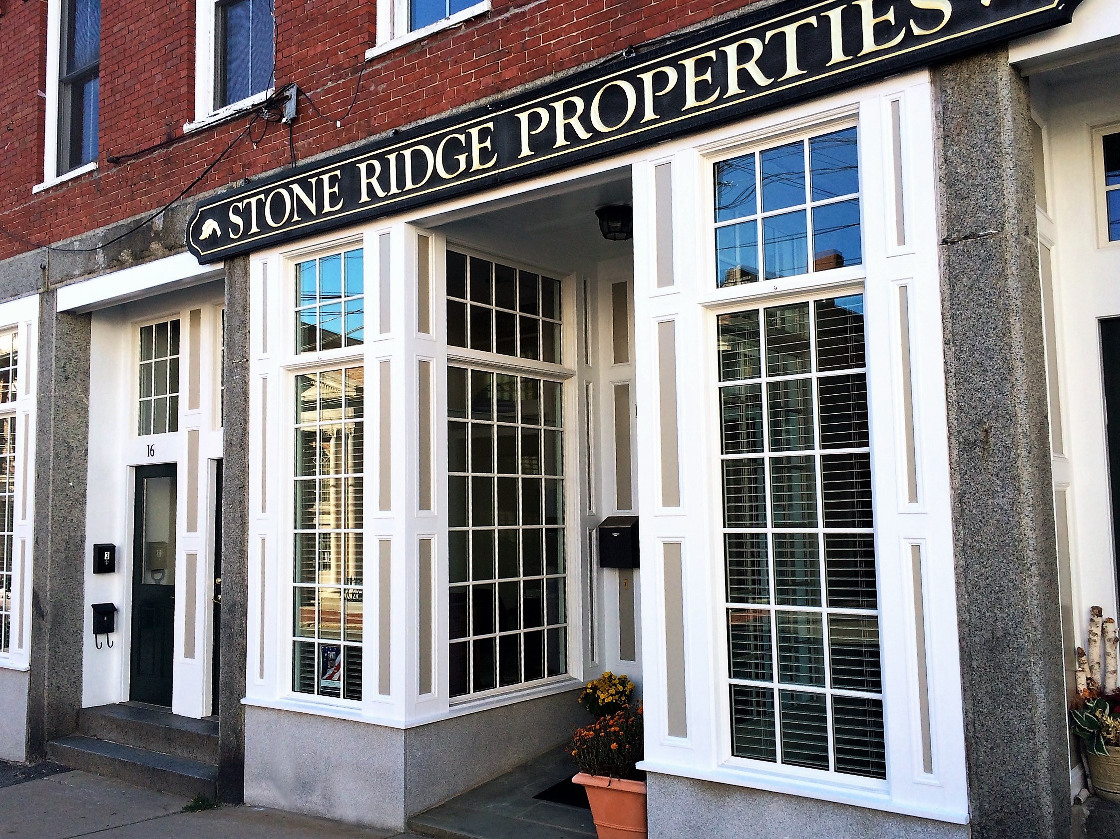 Amesbury Office & Realtors Stone Ridge Properties