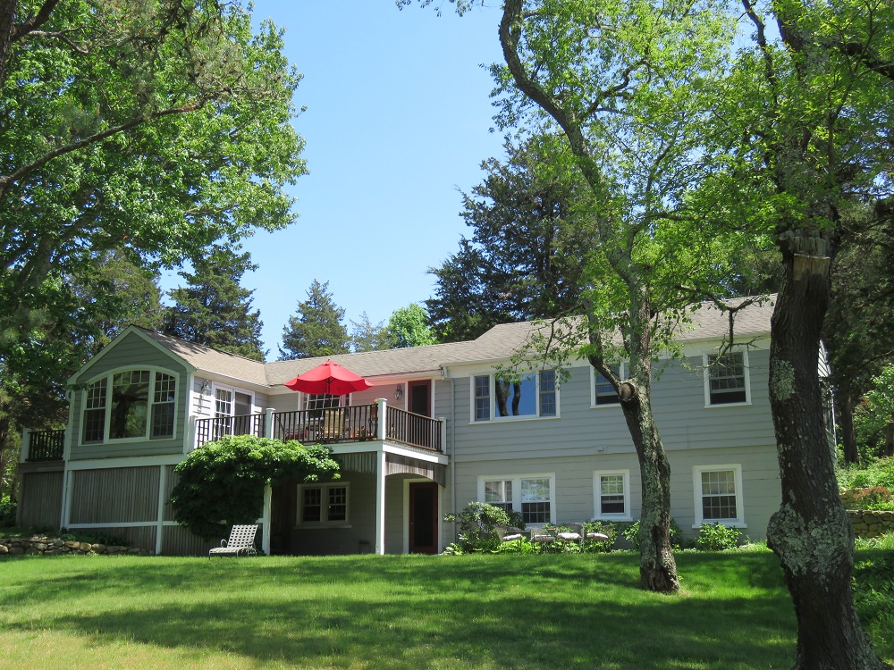 Viewpoints RE Sells West Tisbury Historic District Home