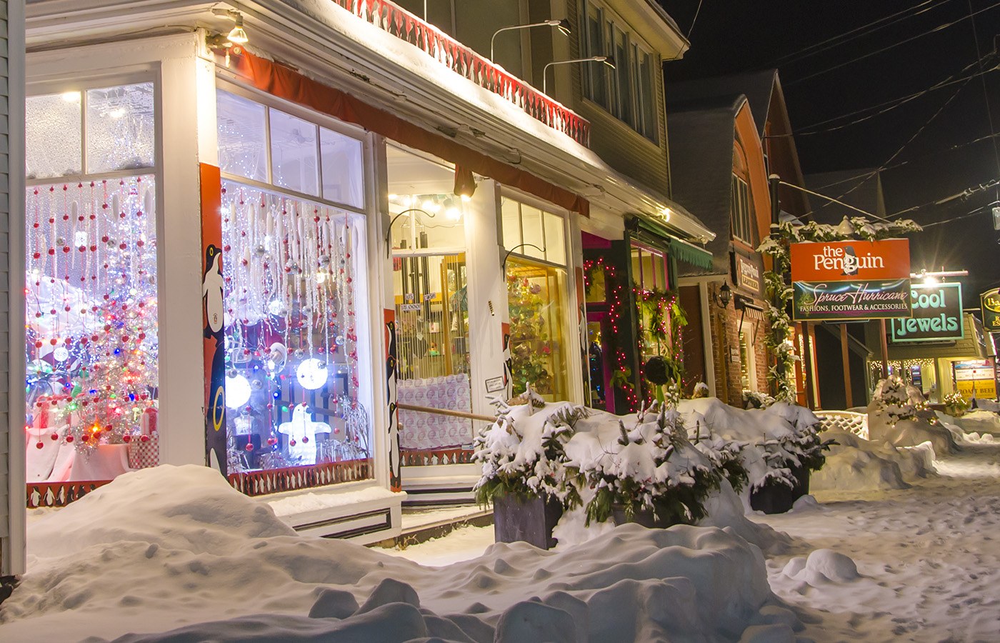 Spend the Holidays in North Conway!