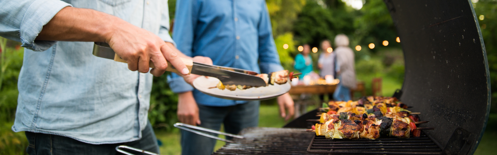 7 Easy Steps to a Great Backyard Barbeque in Maine