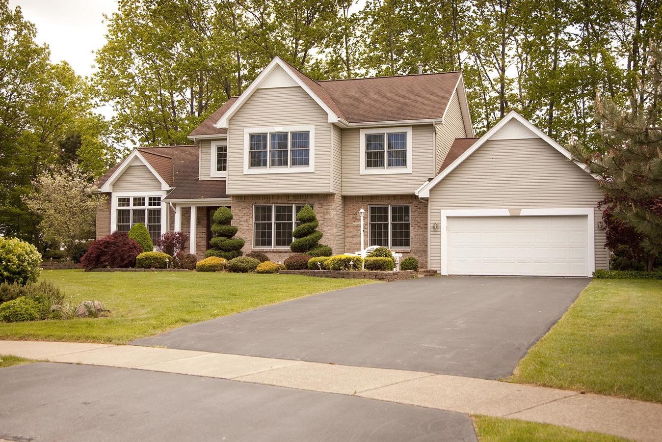 Jaqua Realtors West Michigan's Real Estate Company