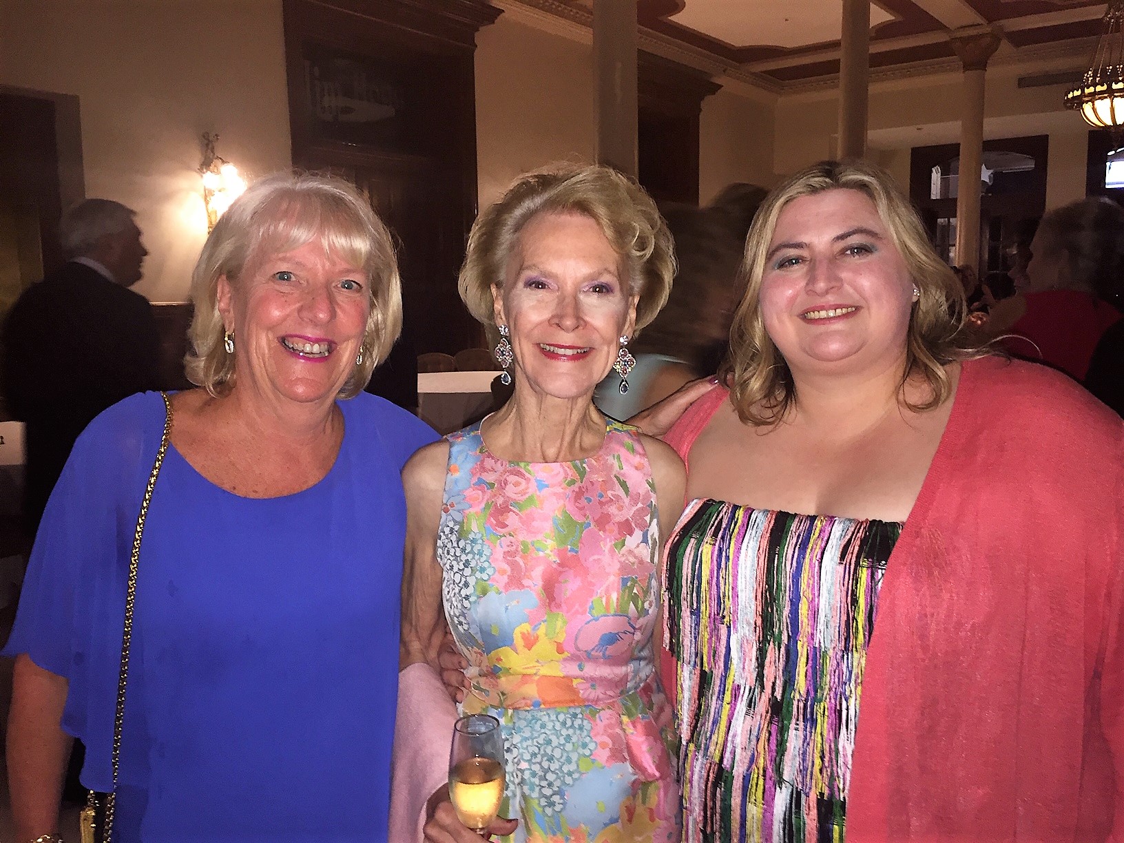 Lois Schneider Realtor attends 2018 Luxury Real Estate Conference