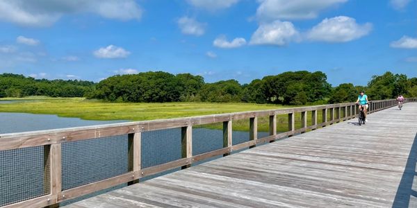 The Shining Tides section of the South Coast Bikeway in southeastern Massachusetts