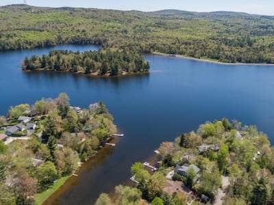 Lake Homes in the Berkshires | Stone House Properties