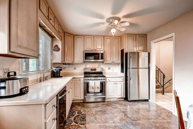 Live In Northglenn In This Updated Brick Tri Level On Gorgeous Lot